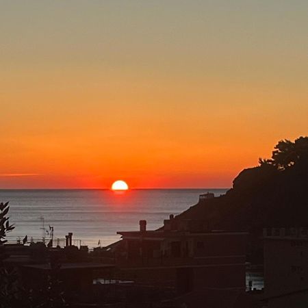 Casa Orchidea - Vista Mare Meravigliosa โบนัสโซลา ภายนอก รูปภาพ